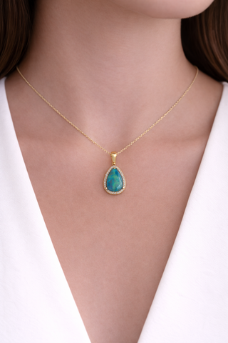 Pendentif Opale en or jaune 14 kt avec diamants, vue 3