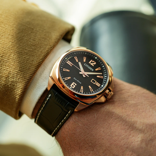 Montre Citizen homme AW1723-02E, vue 4
